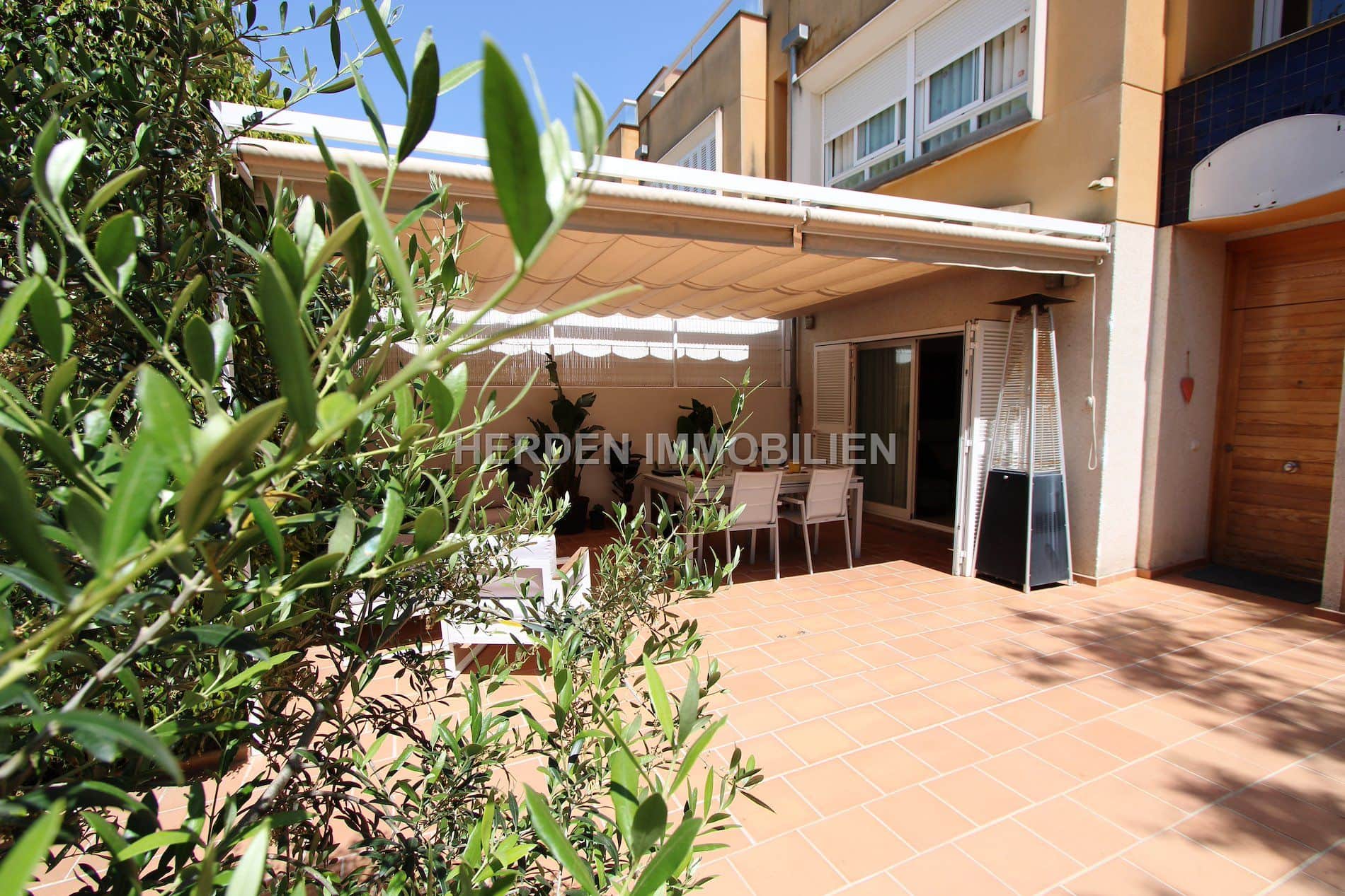 EXCLUSIVA CASA ADOSADA DE ESQUINA EN LA VILETA - PALMA DE MALLORCA - Foto 4